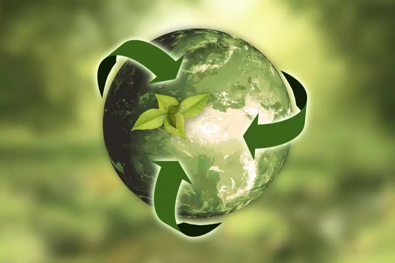 Na czym polega recycling tworzyw sztucznych?